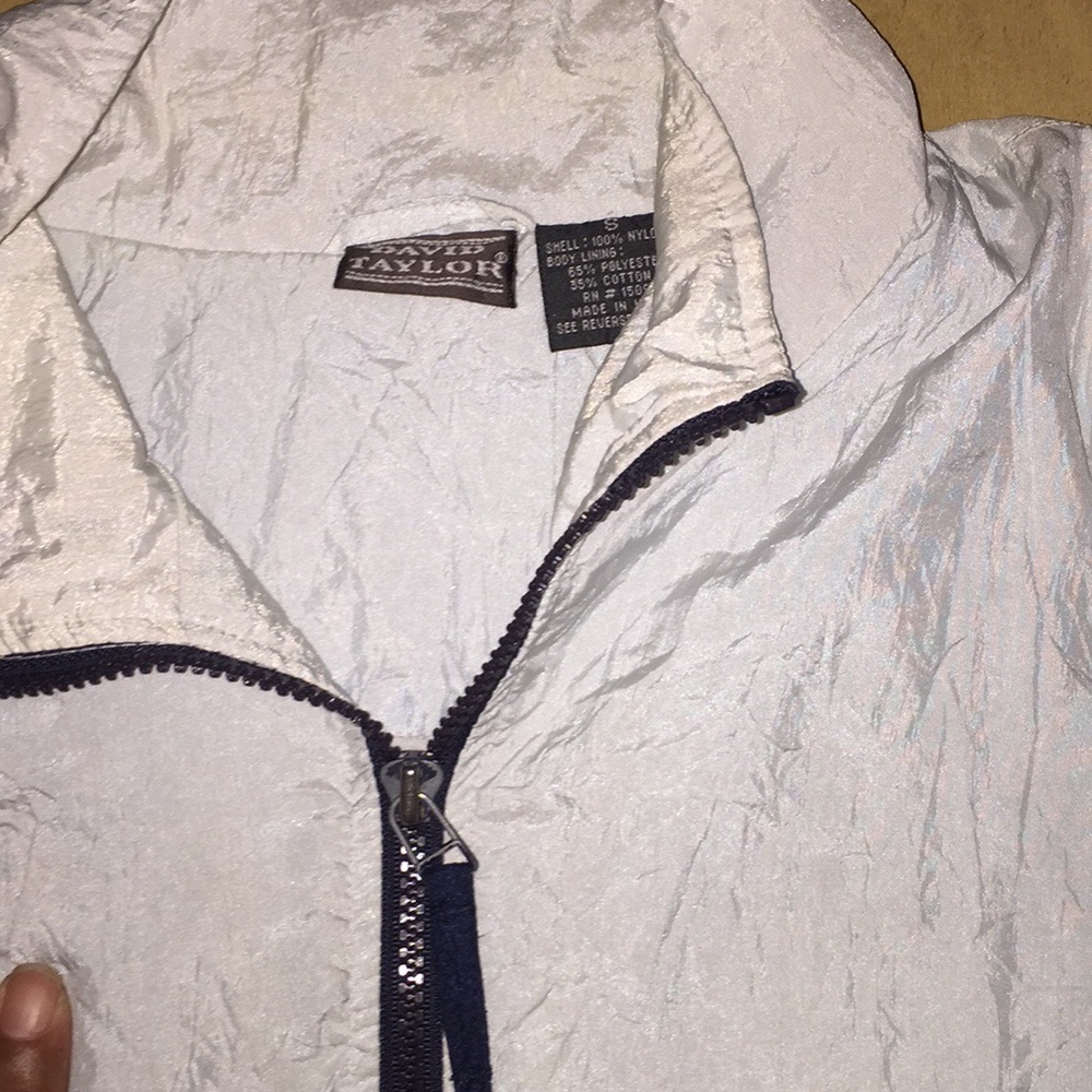 Windbreaker jacket - Picture 3 of 9